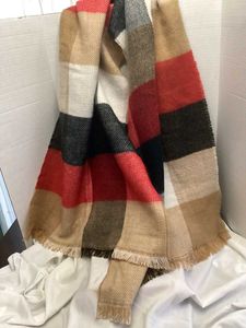 Stylish Plaid Scarf