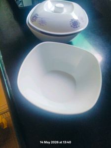 Set of 2 White Serving Bowls