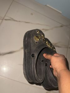 crocs for girls 👌