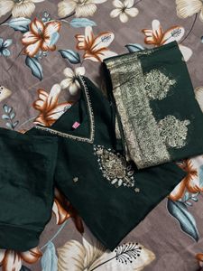 Elegant Emerald Green Kurta Set