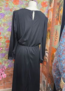 3 for 999 Elegant Black Long Sleeve Midi Dress