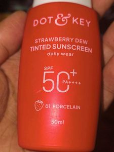 Dot &amp; Key Strawberry Dew Tinted Sunscreen SPF 50+