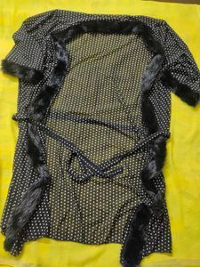 Price drop 1000 Beautiful Black with white dots