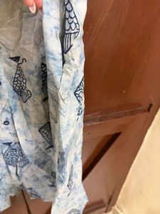 Blue Kite Print Sleeveless Kurta