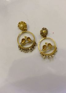 Charming Bird Design Hoop Earrings