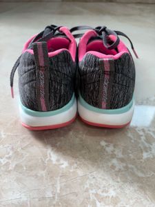 Original Skechers Lite-Weight Sneakers