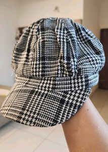 Black & White Houndstooth Cap