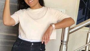 Women's Cream Cropped T-Shirt
