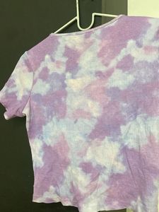 Tie-Dye Ruched V-Neck Top