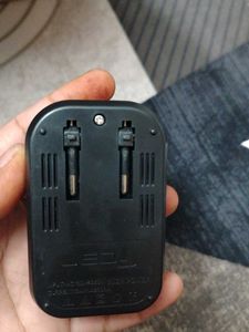 JED Premium Mobile Universal Charger