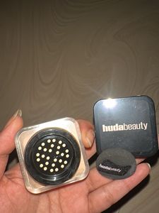 Huda Beauty Mini Baby Bake Loose Powder