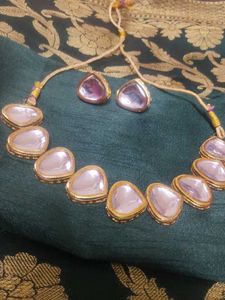 Beautiful Kundan Necklace &amp; Earring Set