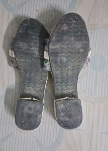 Comfortable Flats For Woman.