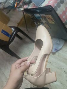 Elegant Nude Slingback Flats