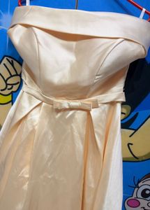 Elegant Off-Shoulder Evening Gown