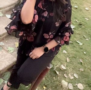 Chic Off-Shoulder Floral Top