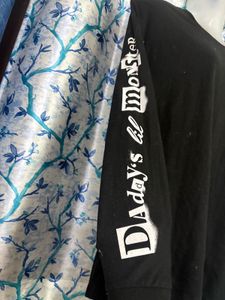 Daddy’s lil monster 💕long Sleeve Graphic T-