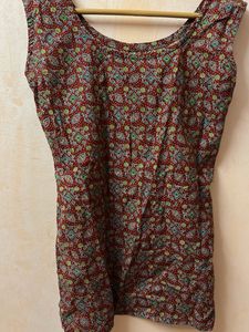 Vibrant Indian Style Sleeveless Kurta