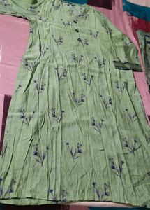 fix rate Light Green Floral Kurta Set