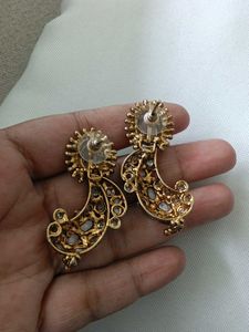 Elegant Crystal Jhumka Earrings