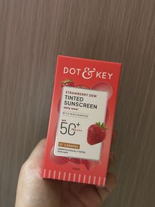 Dot &amp; Key Strawberry Dew Tinted Sunscreen SPF 50+