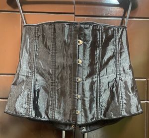 black corset!