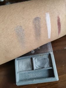 Grey Eyeshadow