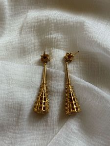 Antique Looking Elegant Gold Dangle Earrings