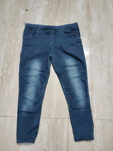 Elegant dark blue faded denim jeans✨