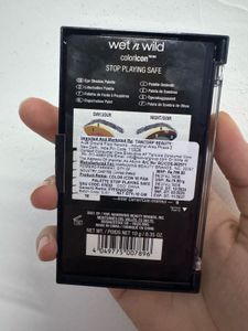 Wet N Wild eye shadow palette