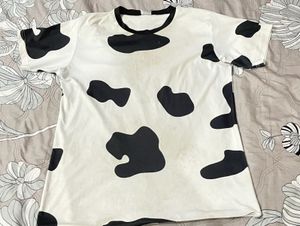 Cute Cow Print Cropped T-Shirt