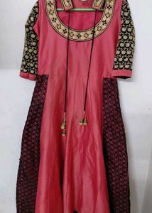 Embroidered Pink Lehenga Choli Set