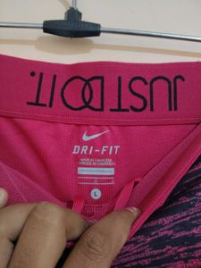 Nike Women's Athletic Capris