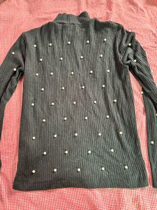 Chic Pearl Embellished Turtleneck Top