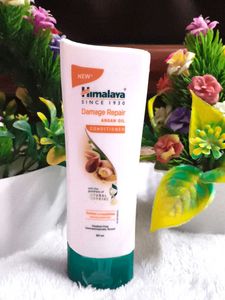 Himalaya's Damage Repair hair conditioners are for