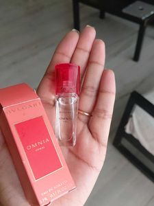 SALE !!  Omnia Coral EDT Mini bottle.