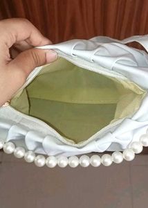 Elegant Pearl &amp; Gold Face Mask Chain