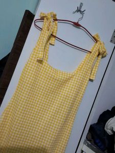 yellow dress white checkered