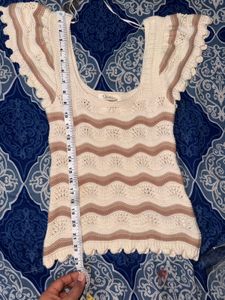 Crocheted Off-White Top🤎