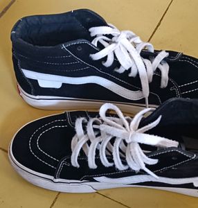 Vans Canvas Black &amp; White Shoes