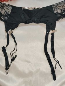 Elegant Black Lace Garter Belt