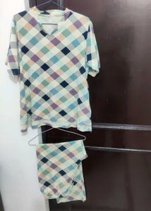 Cozy Plaid Print Pajama Set🌸