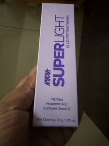 Nykaa Superlight Primer