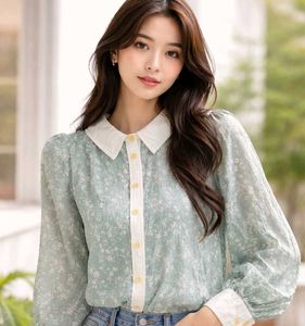 Floral Print Top with Classic Collar