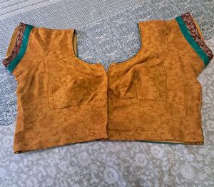 Printed saree with blouse