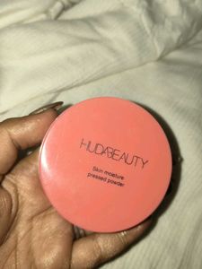 Huda Beauty Pressed Powder