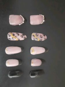 Stylish Press-On Nails Set