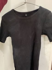 Ribbed Black Crew Neck Top