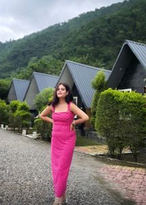 Chic Pink Square Neck Midi Dress