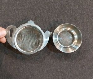Stainless Steel Tea Strainer with bowl